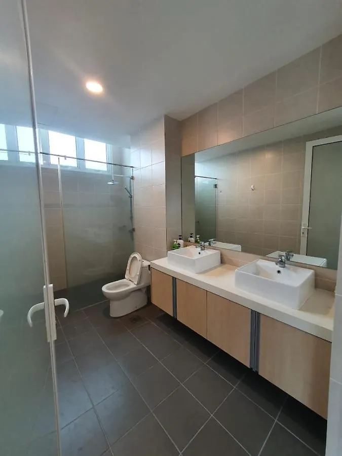 Seaview Condo 10Pax #10Minqueensbay #15Minspice Bayan Lepas Apartament